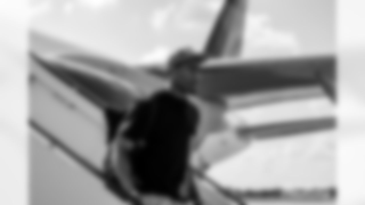 250813_Players-arrive-in-Indy_MM_00065
