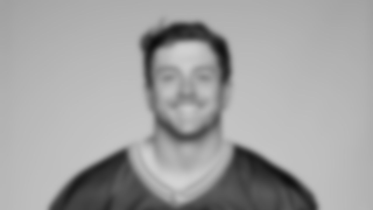 QB Sean Clifford