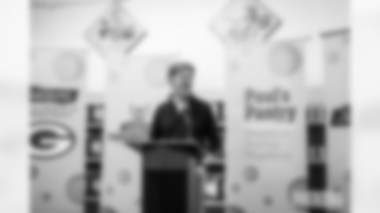 251209_Touchdowns for Hunger_MM_0115