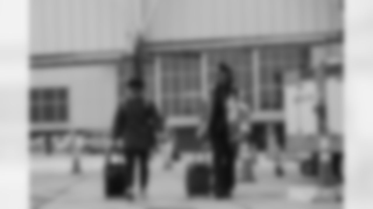 241204-departure-A-LA-040