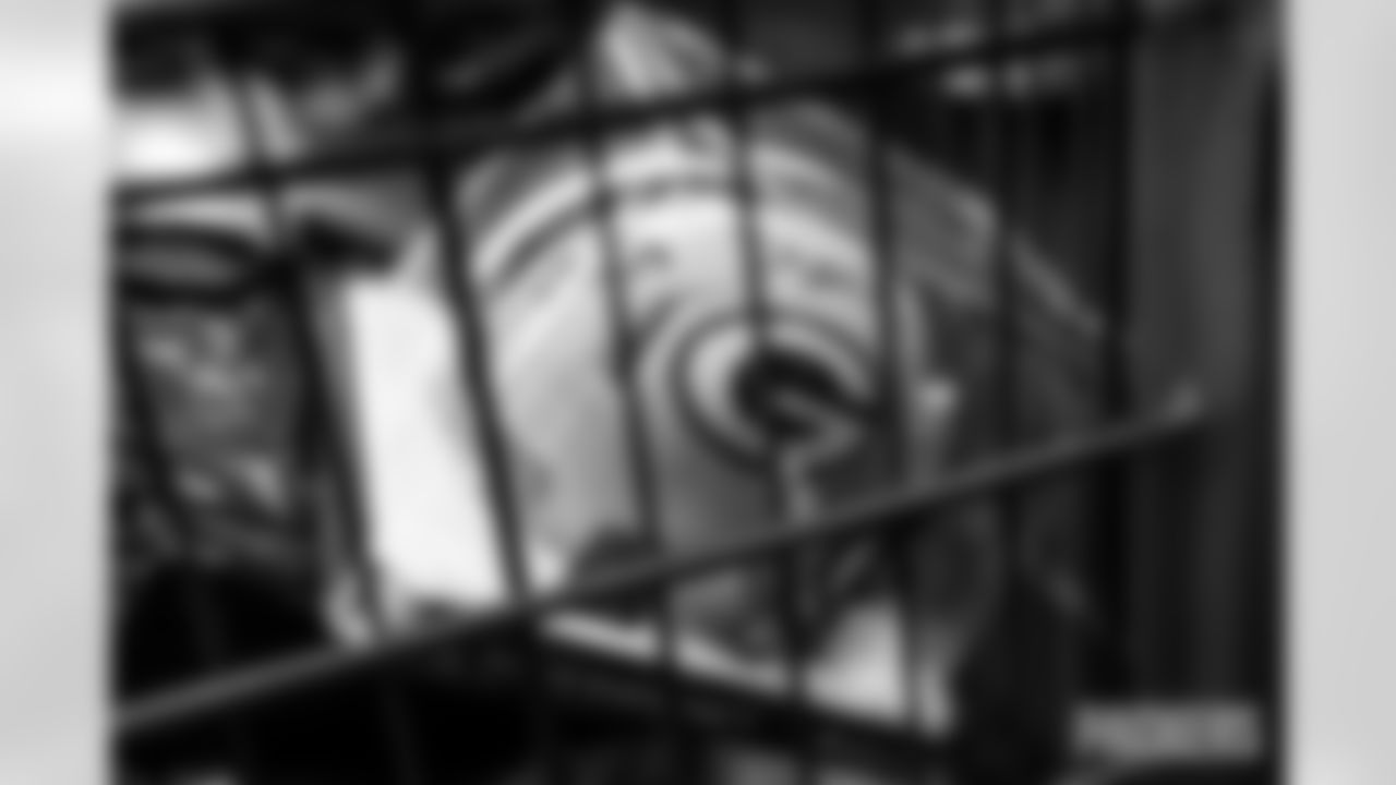 251209_Meijer Shopping_MM_0855