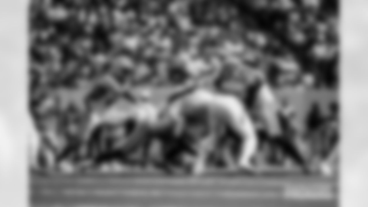 packers-titans-game-B-EP-047