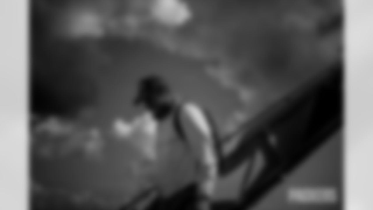 250813-arrive-in-indy-2560-22