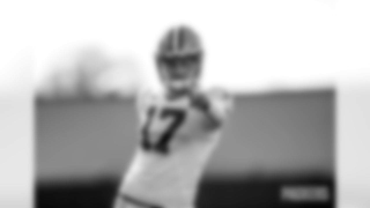 packers-practice-batch-1-siegle00
