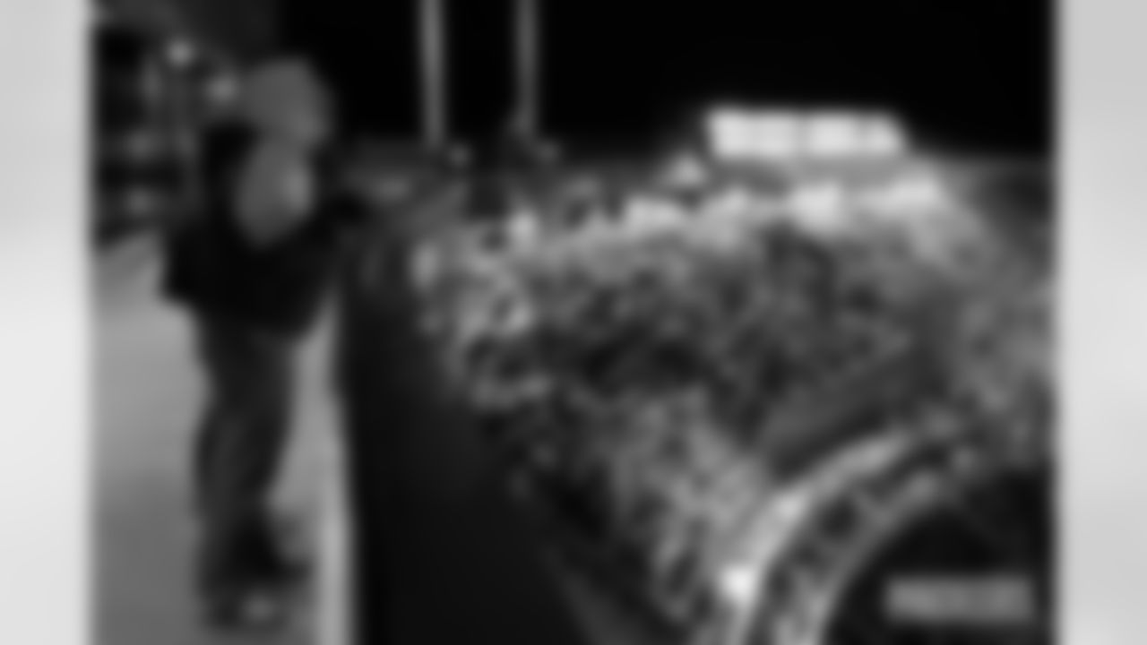 packers-dolphins-fans-B-KB-006
