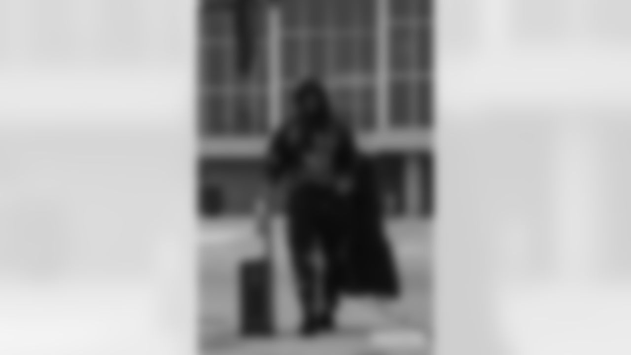 241204-departure-A-LA-039