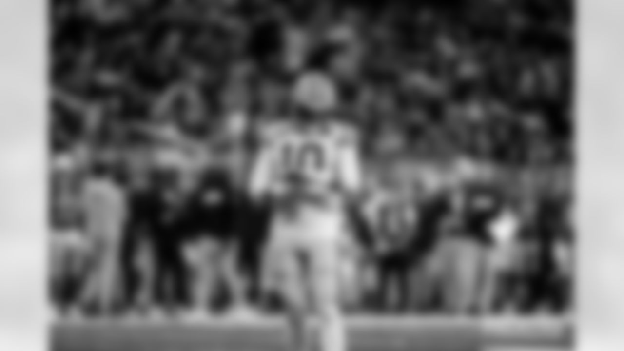 251128-jordan-love-17