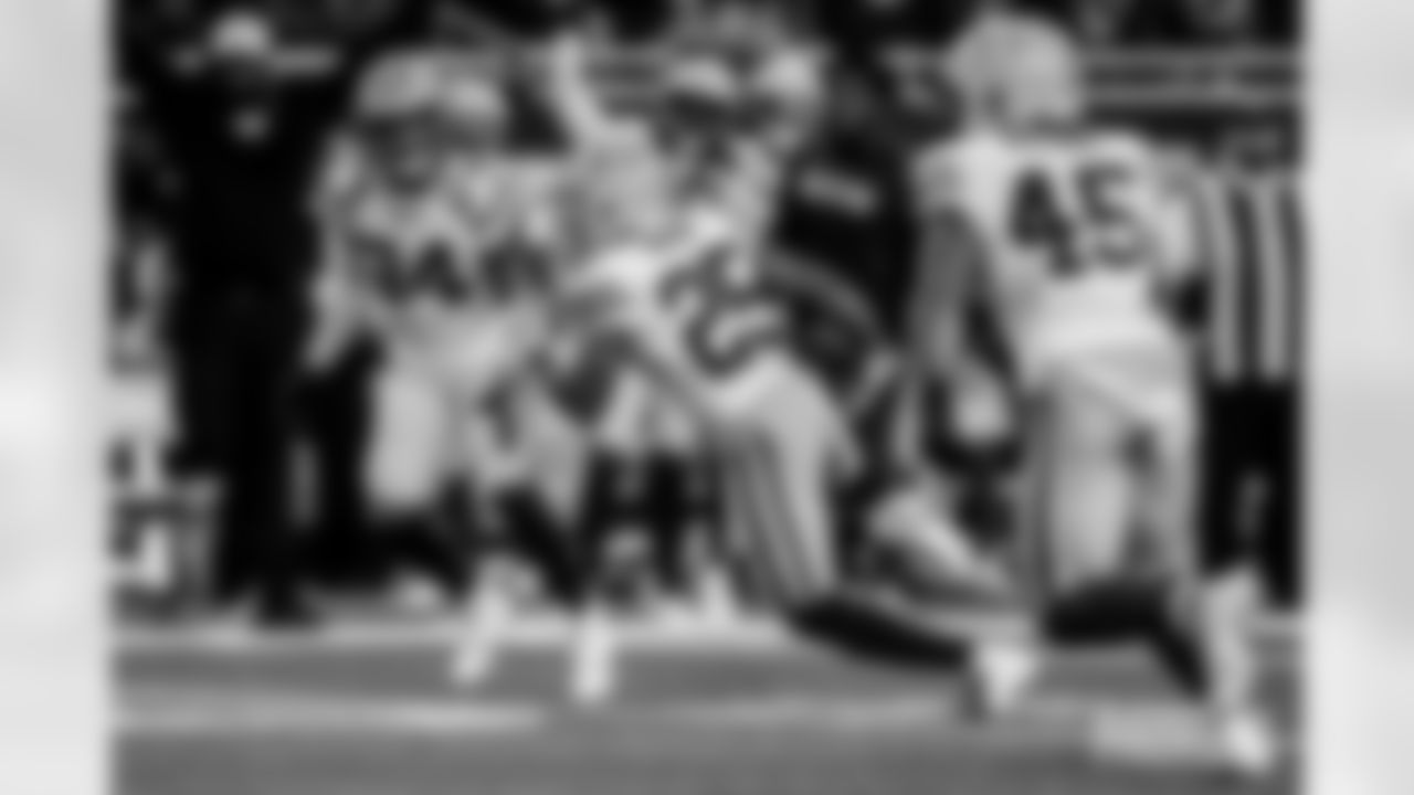 packers-lions-game-B-EP-036