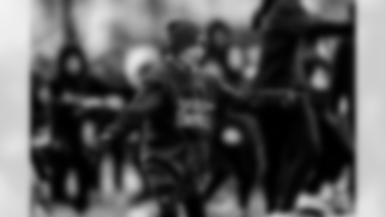 250425-USA-Football-Clinic-A-EP-034