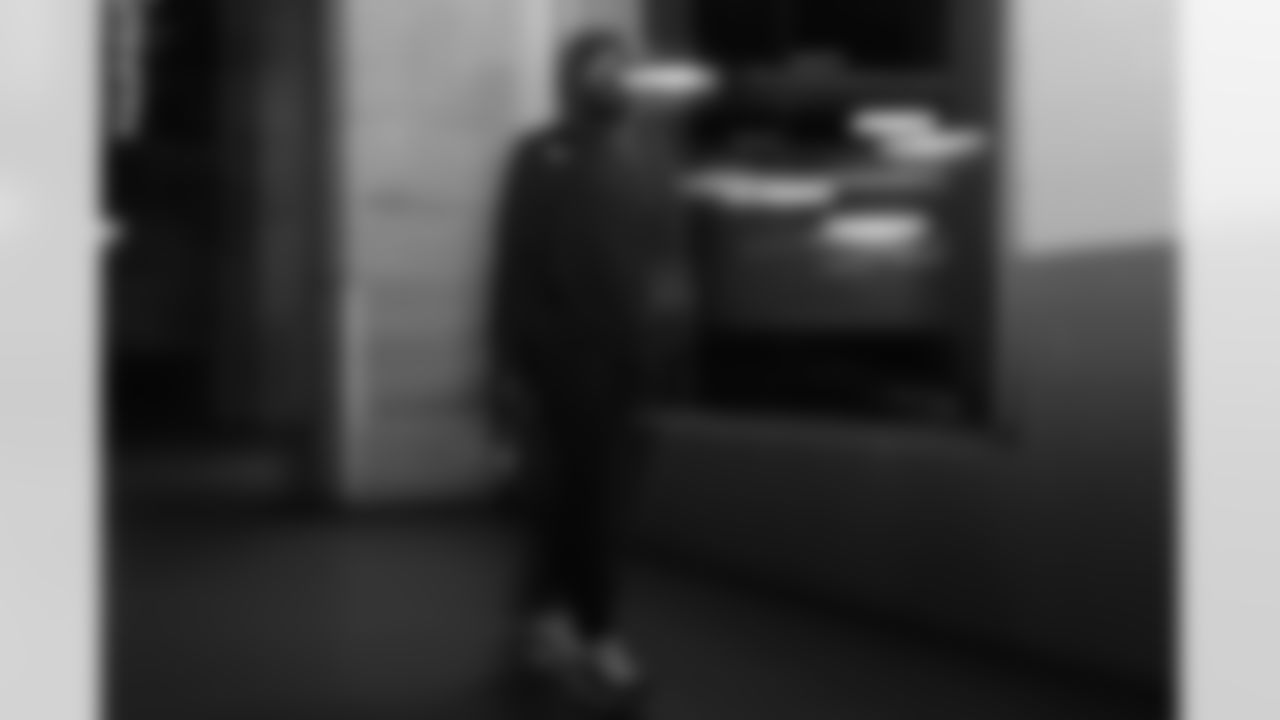 111625_CARatATL_AH208413