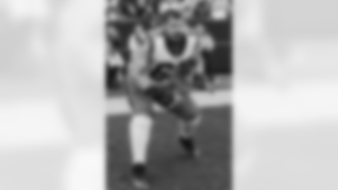 110225_CARatGB_AS204565