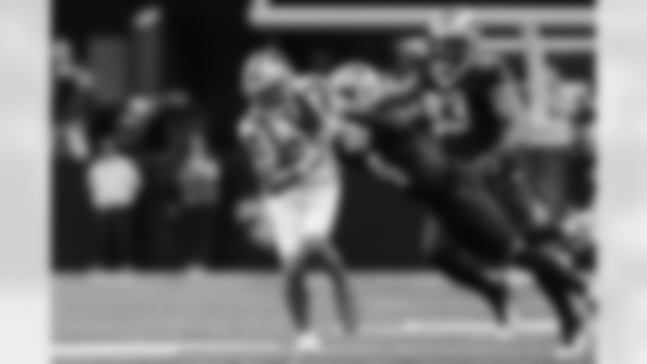 121425_CARatNO_AH308407