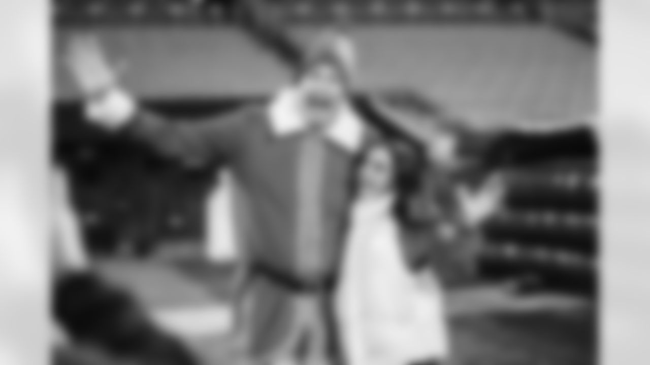 120925_JTTC_SELECTS-102877