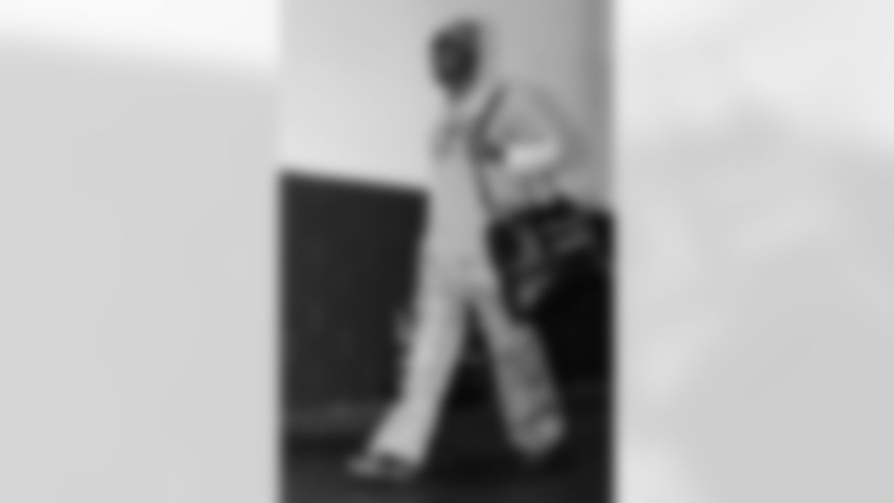 121425_CARatNO_AS301613