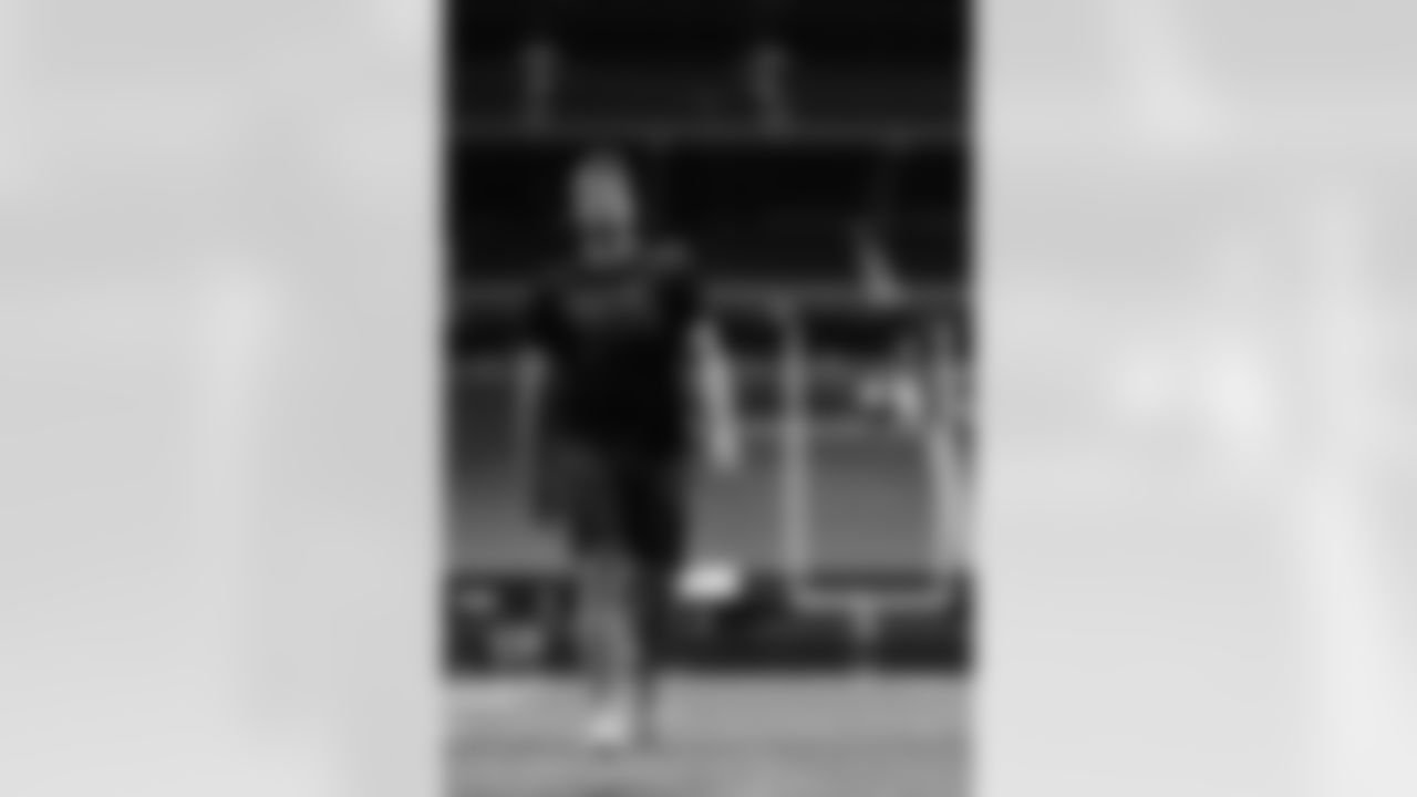 111625_CARatATL_AS301927