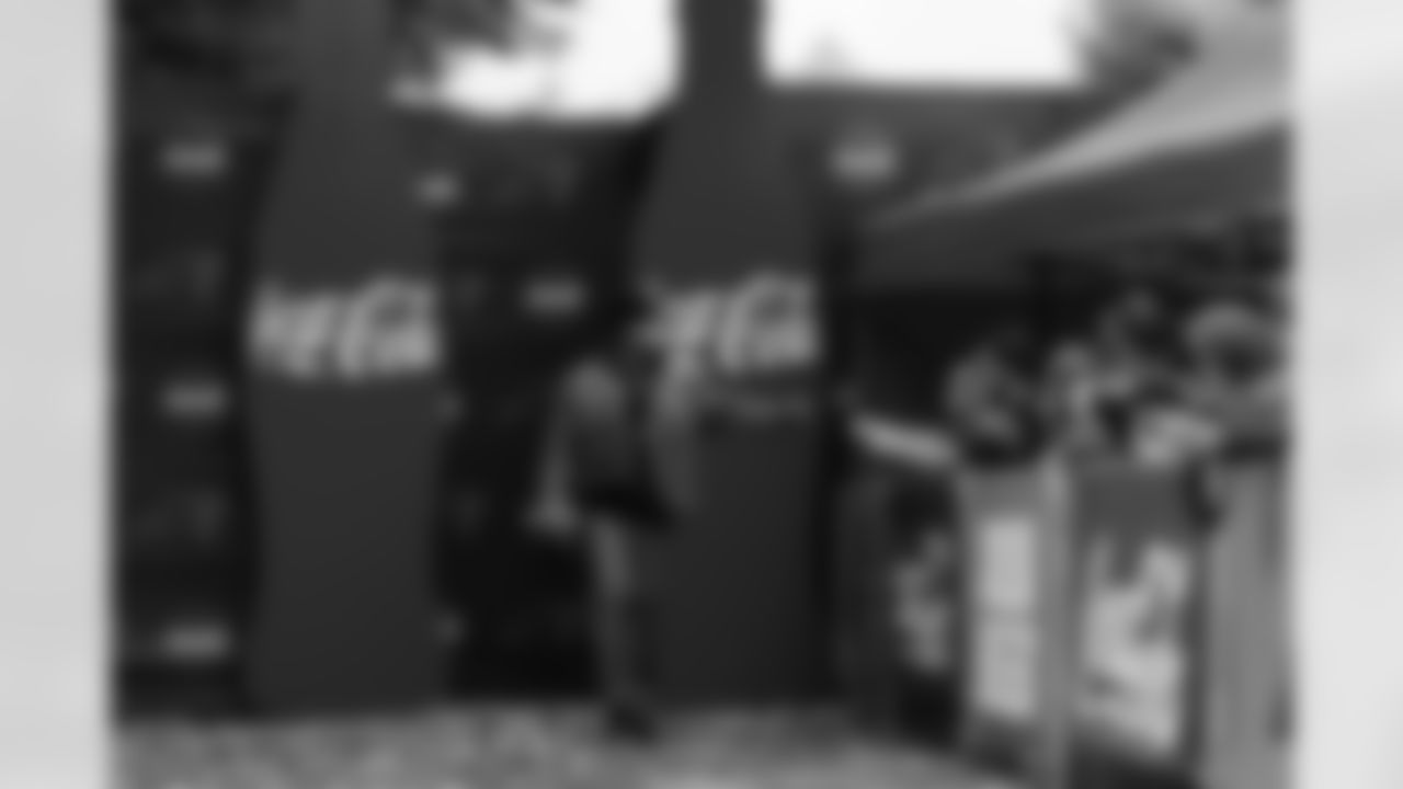 110925_CARvsNO_CB204189