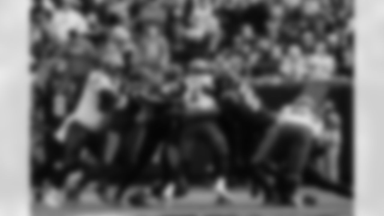 122125_CARvsTB_AS307454