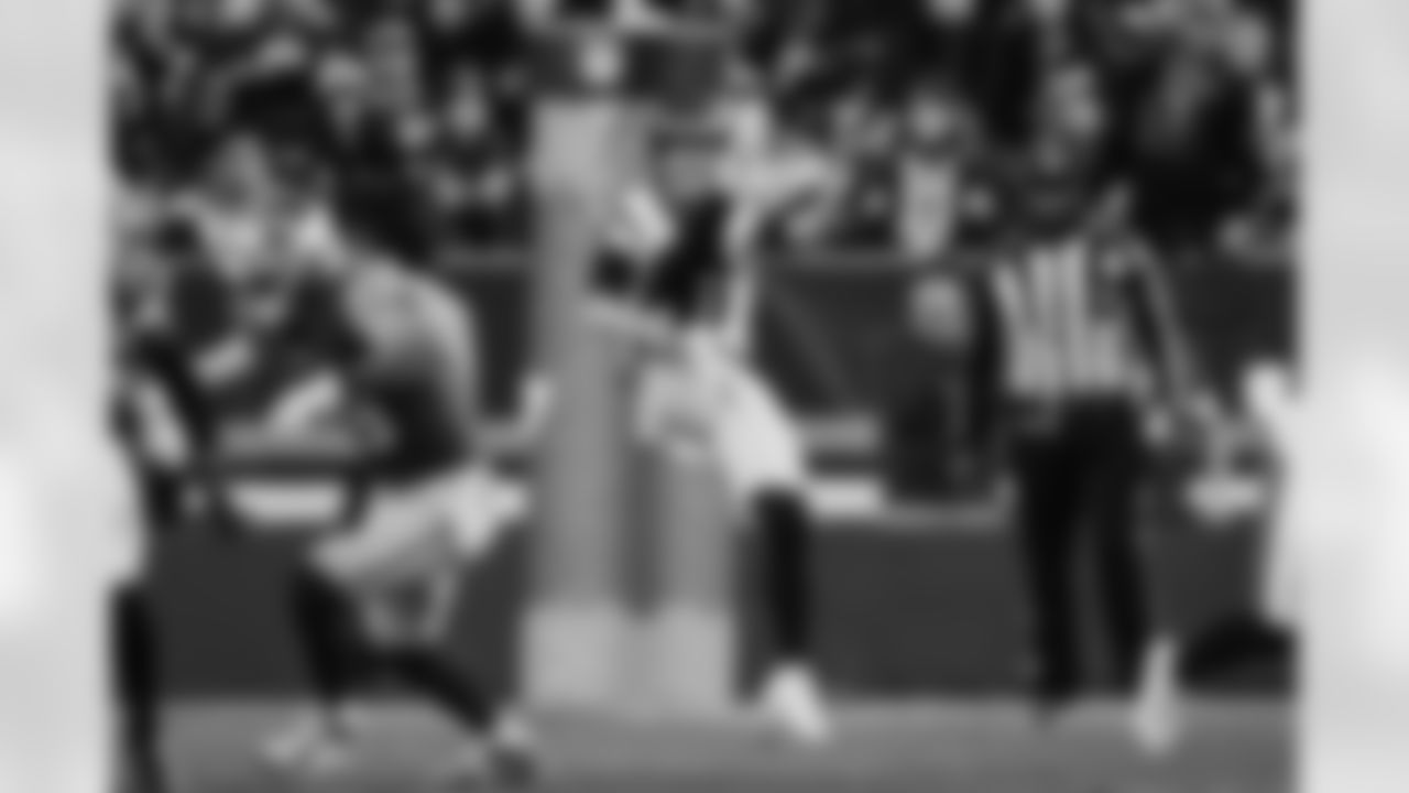 112425_CARatSF_AS102412