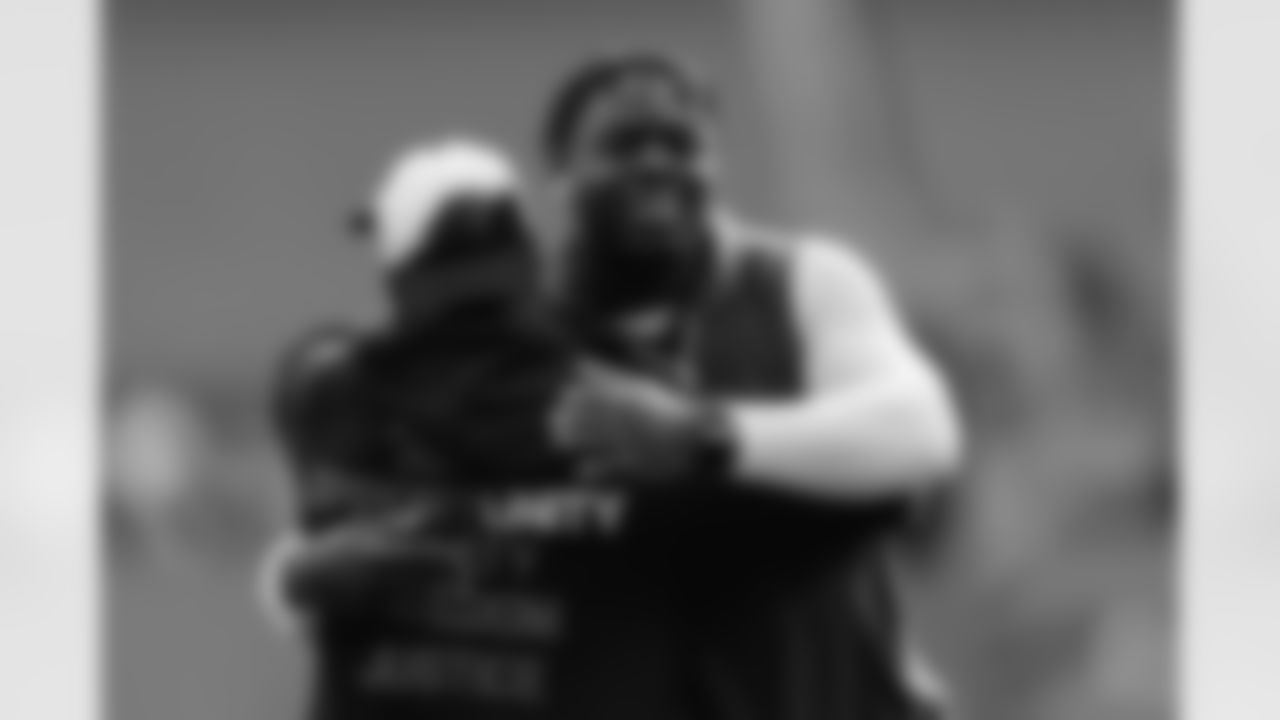 122125_CARvsTB_AS304179