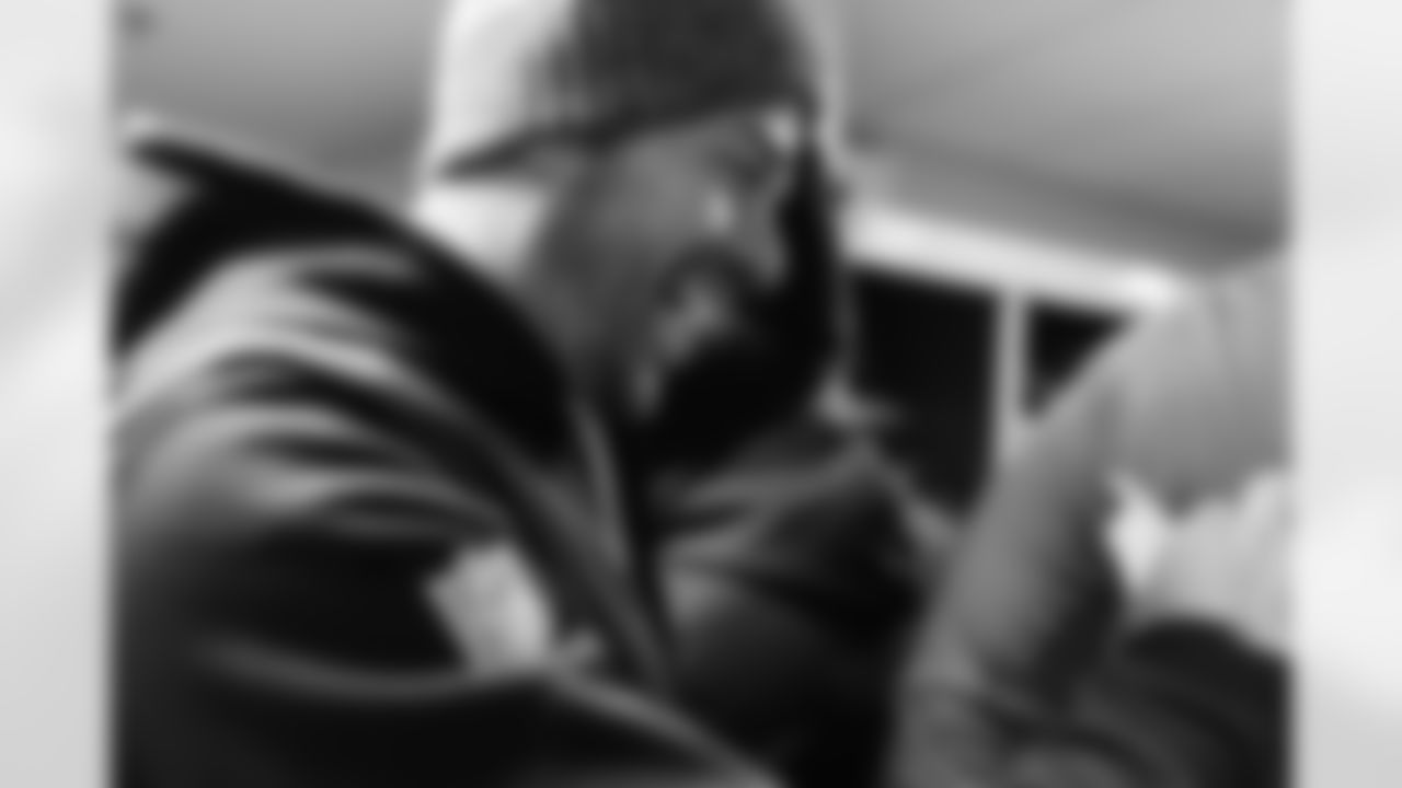 110225_CARatGB_AS304356