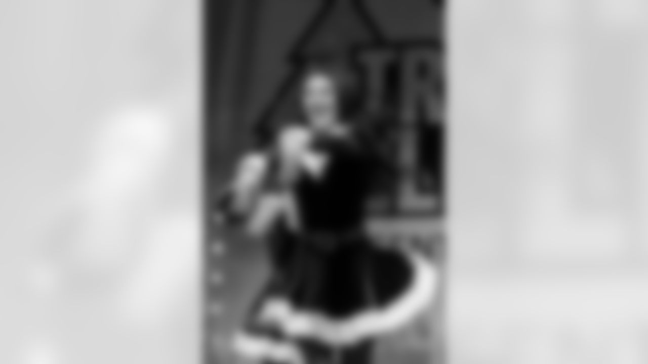 #7 111825_AM_TreeLighting_0224