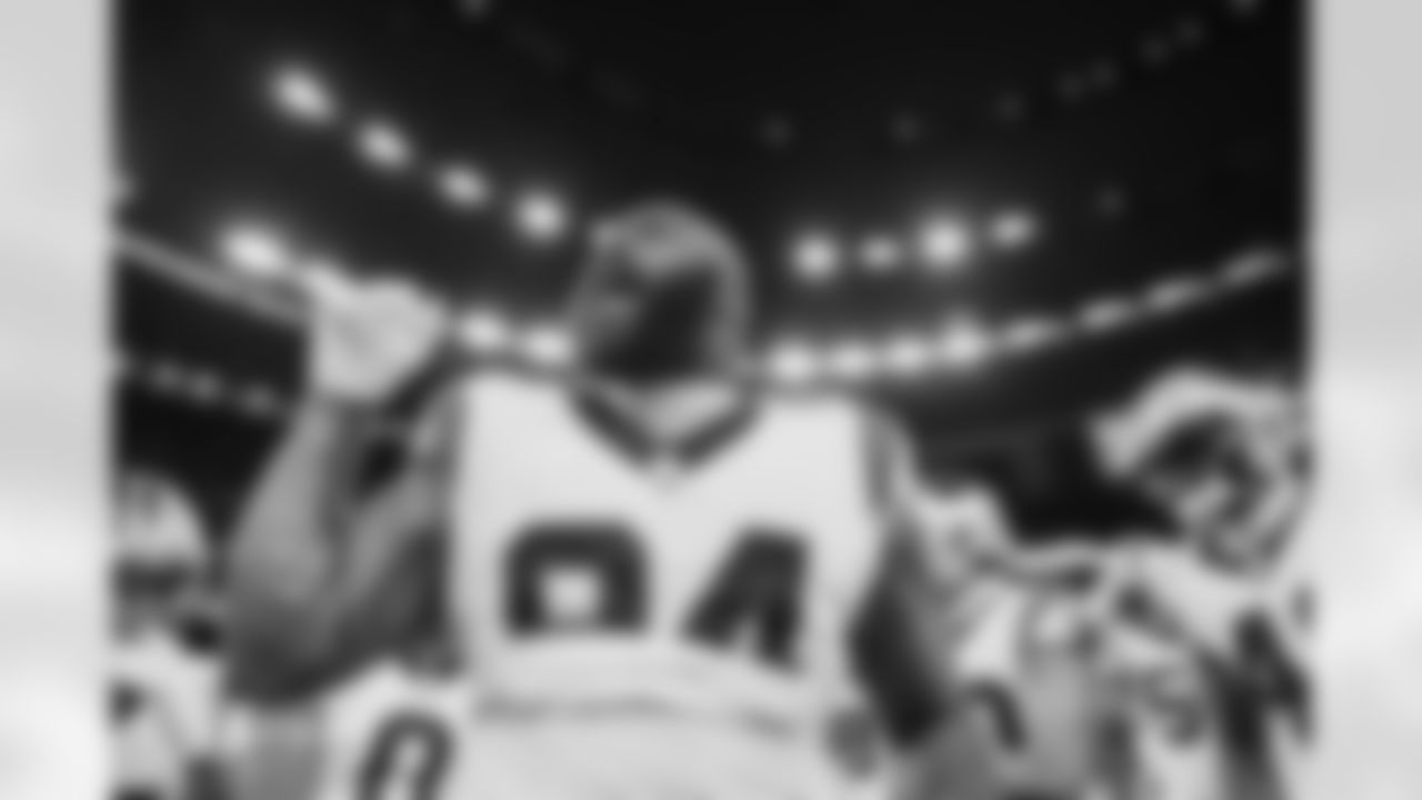 121425_CARatNO_AS302194