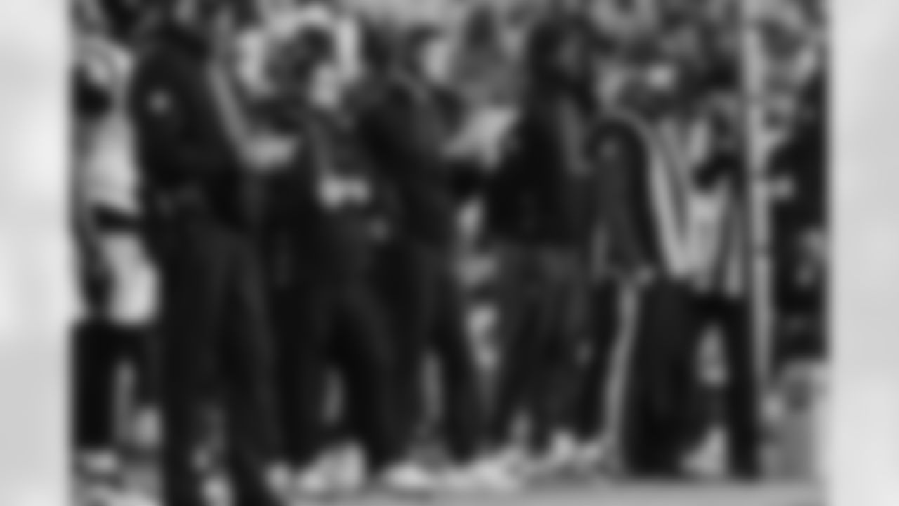 112425_CARatSF_AH206645