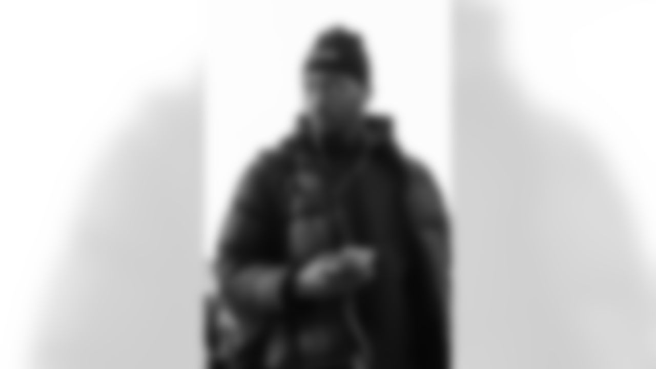 110225_CARatGB_CB205674