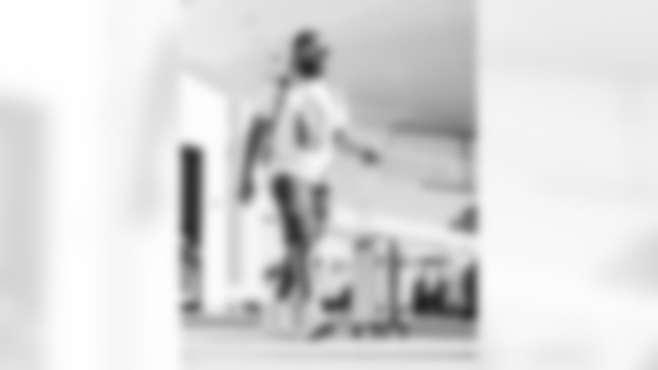 112325_CAR_at_SF_CB_6394