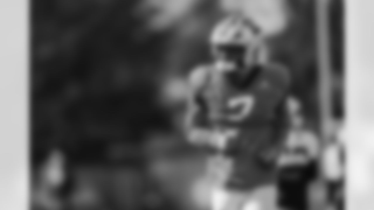 The Carolina Panthers hold practice on Thursday, Oct. 30, 2025 in Charlotte, NC at Bank of America Stadium. (Photo by Cassie Baker//Carolina Panthers)