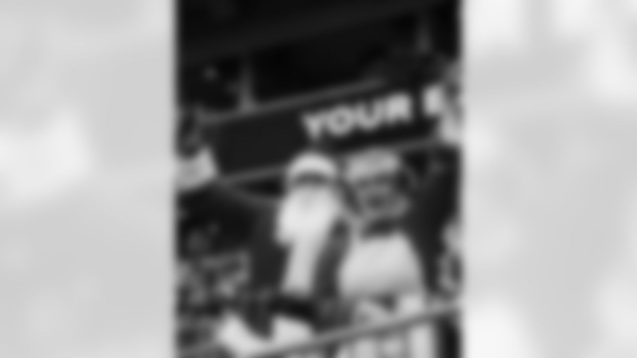 122125_CARvsTB_KJ2_5037