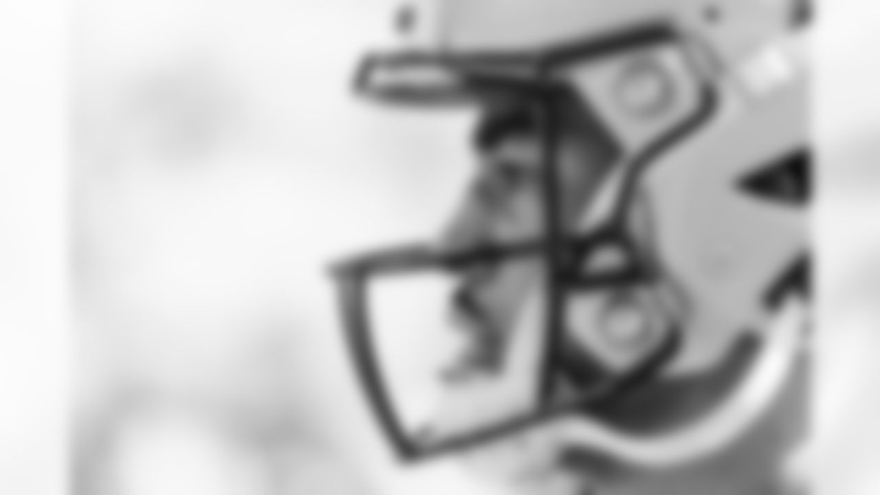 110925_CARvsNO_AH106502