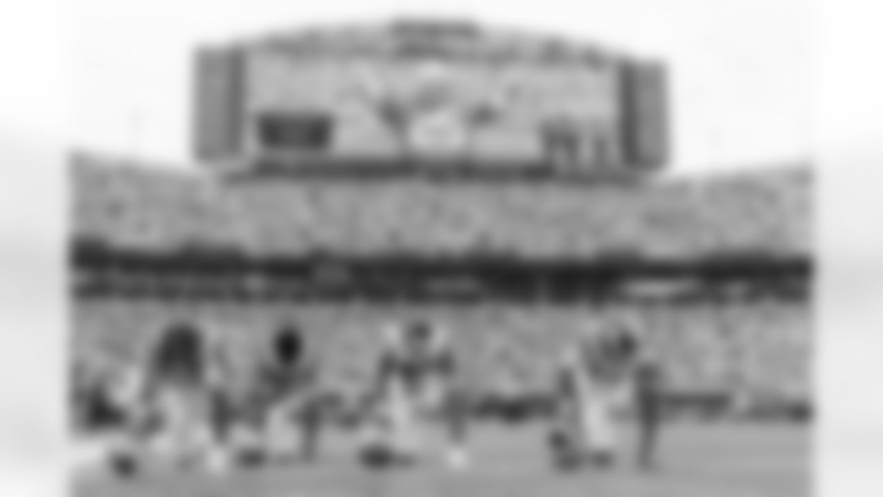 100525_CARvsMIA_KJ1_0471