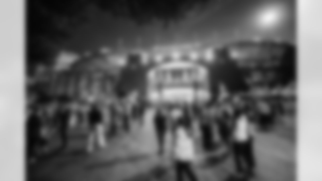 111825_TreeLighting_Selects-109765