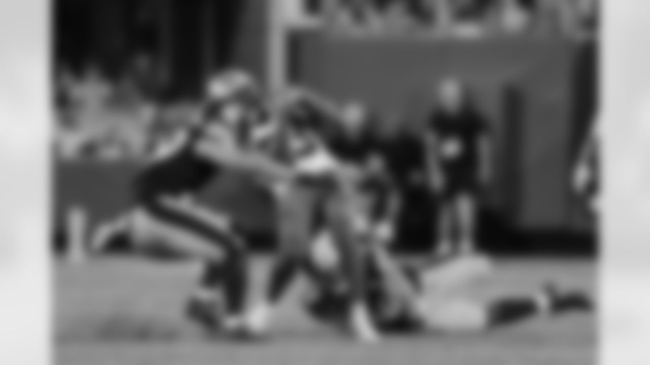 082125_PITvsCAR_DSC02144