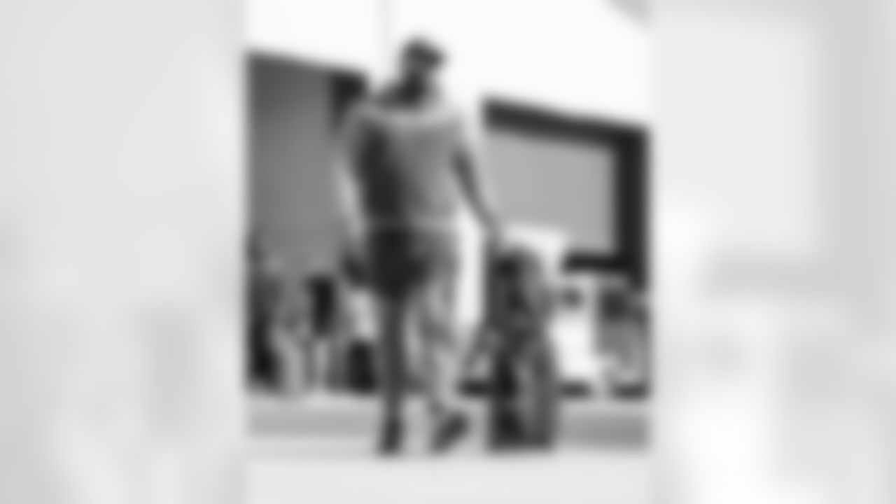 112325_CAR_at_SF_CB_6141