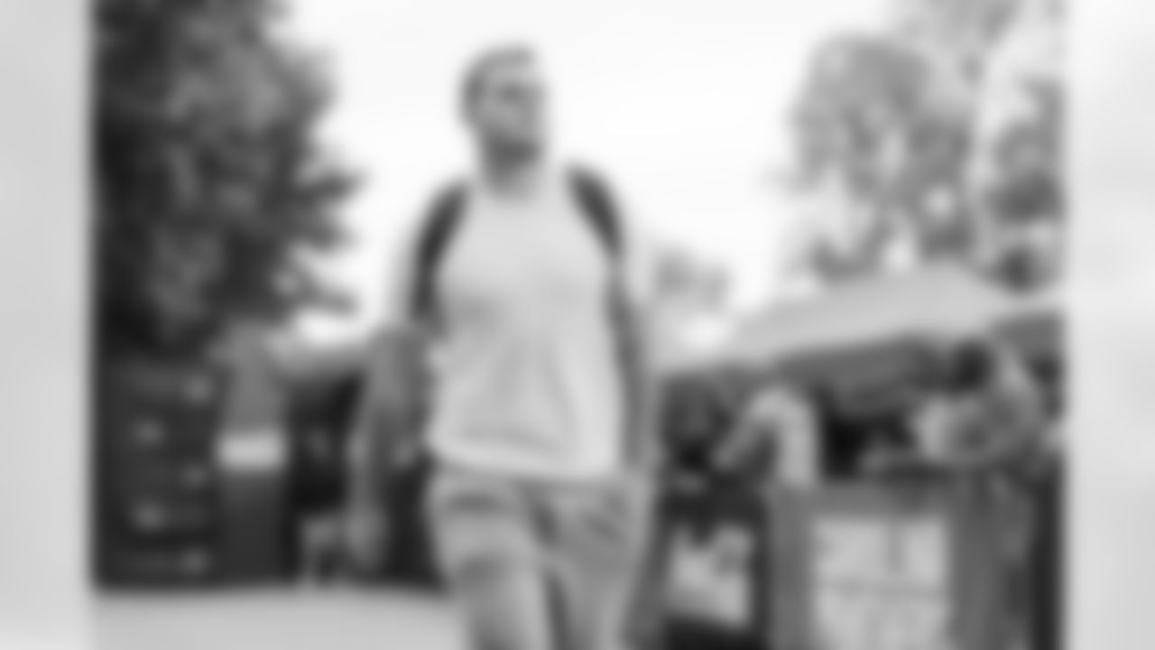 101225_DALvsCAR_AH109375