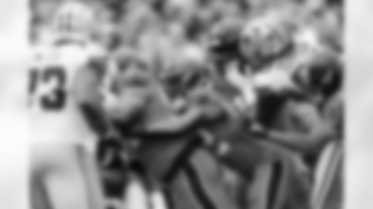101225_DALvsCAR_AS108956