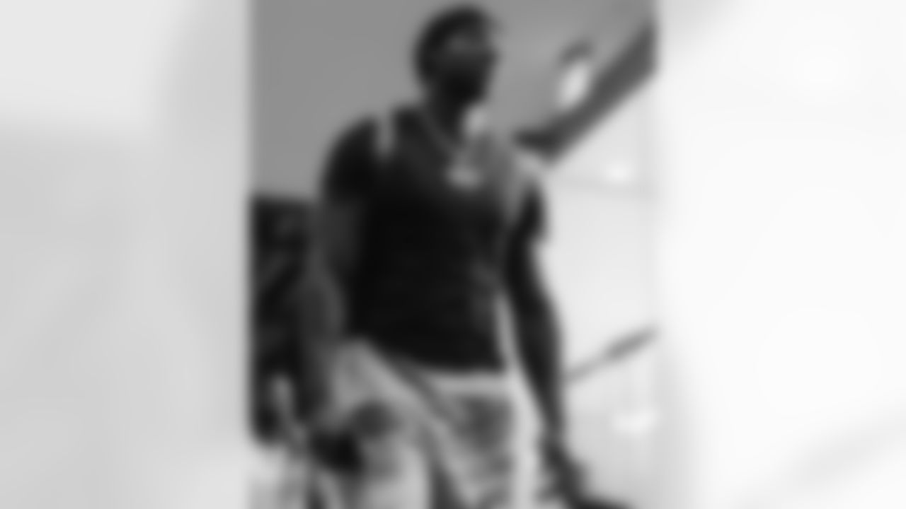 112425_CARatSF_AS306192