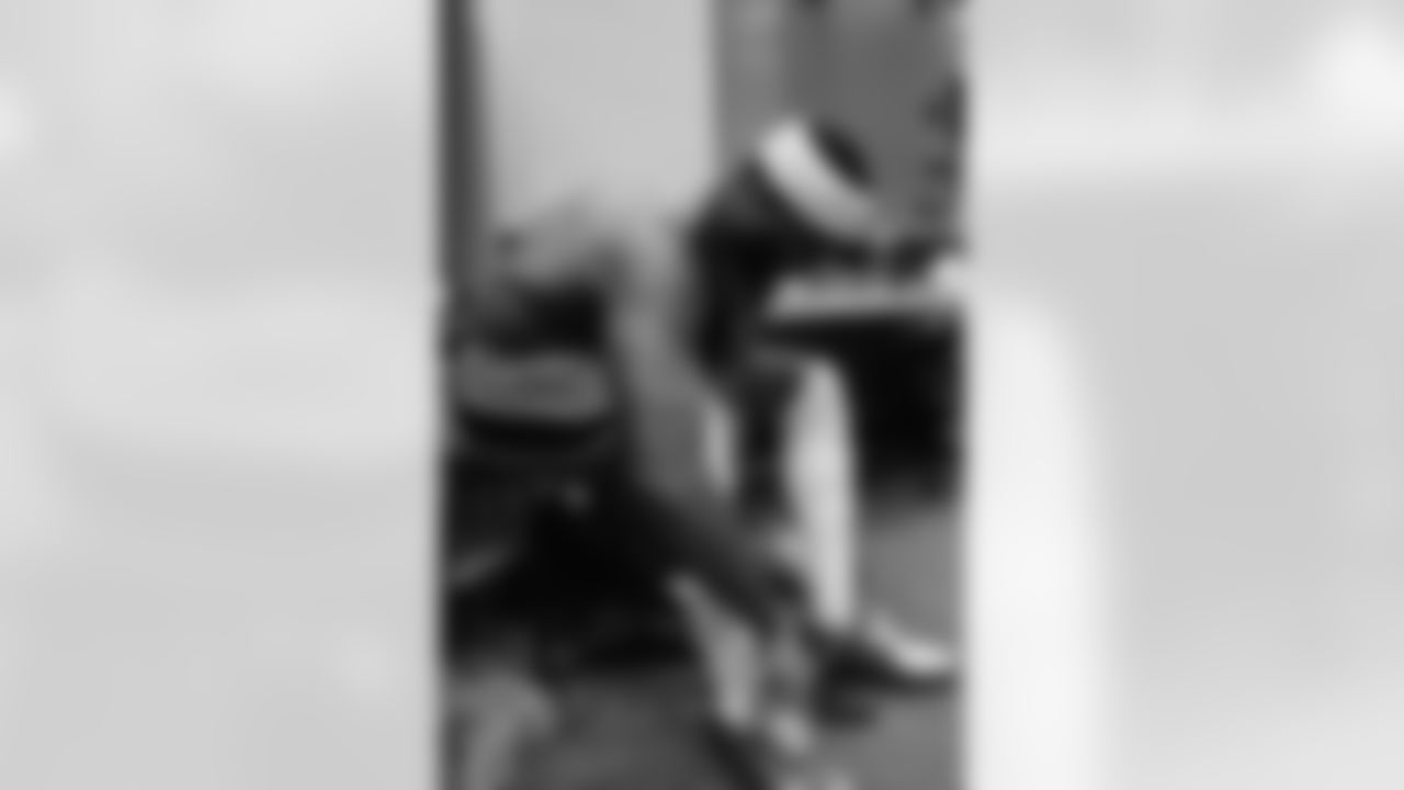 101925_CARvsNYJ_AS206984