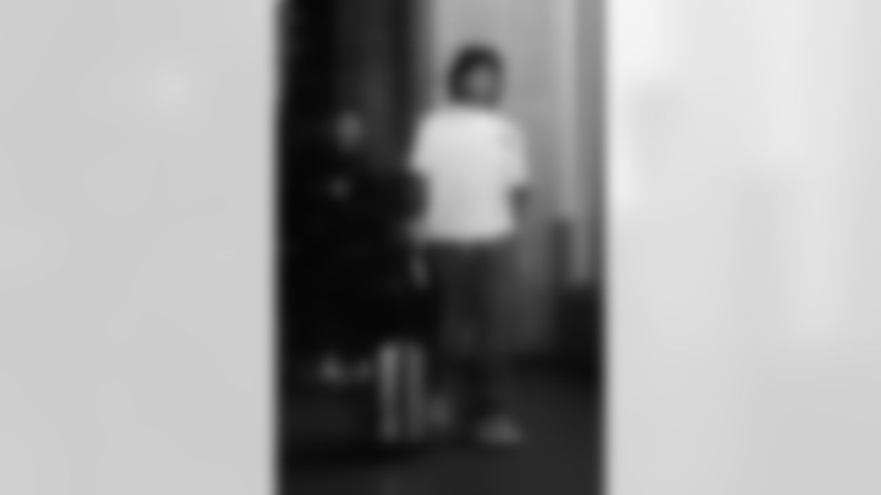 111625_CARatATL_AH208433