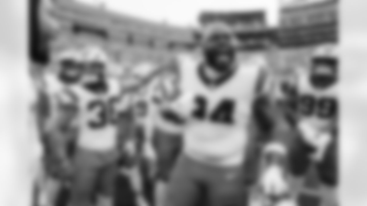 110225_CARatGB_AS302024