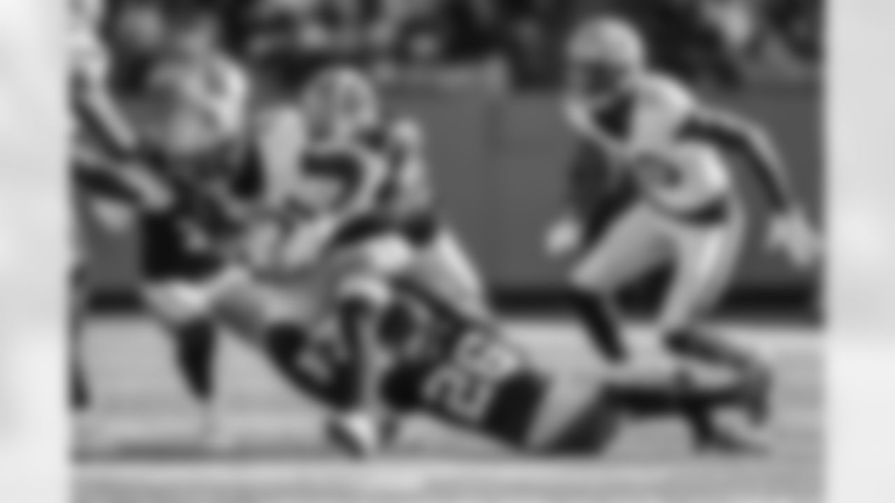 CB Chau Smith-Wade in Week 9 against the New Orleans Saints