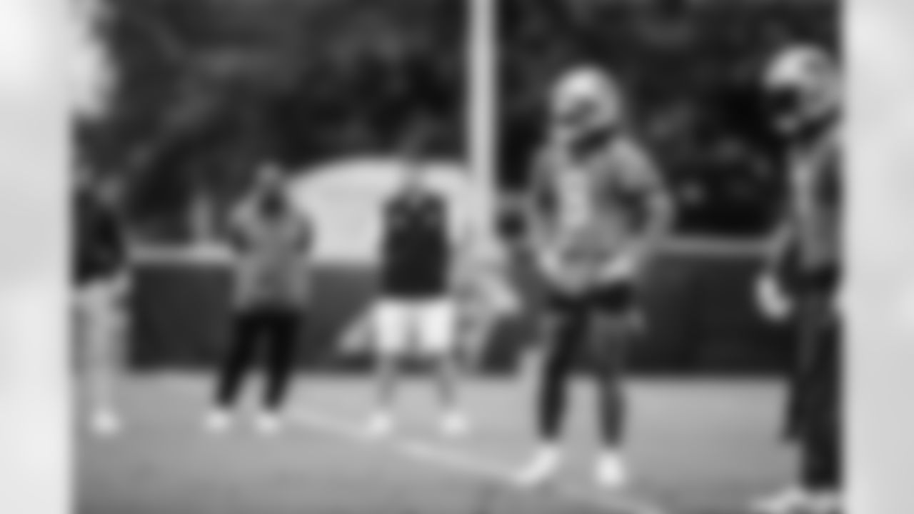 052825_OTA_AH_Selects-7663