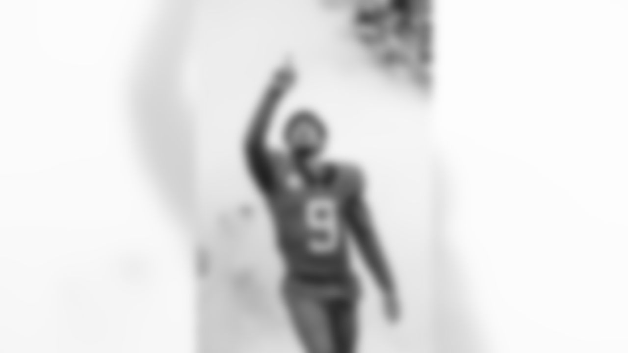 101225_DALvsCAR_AS200347