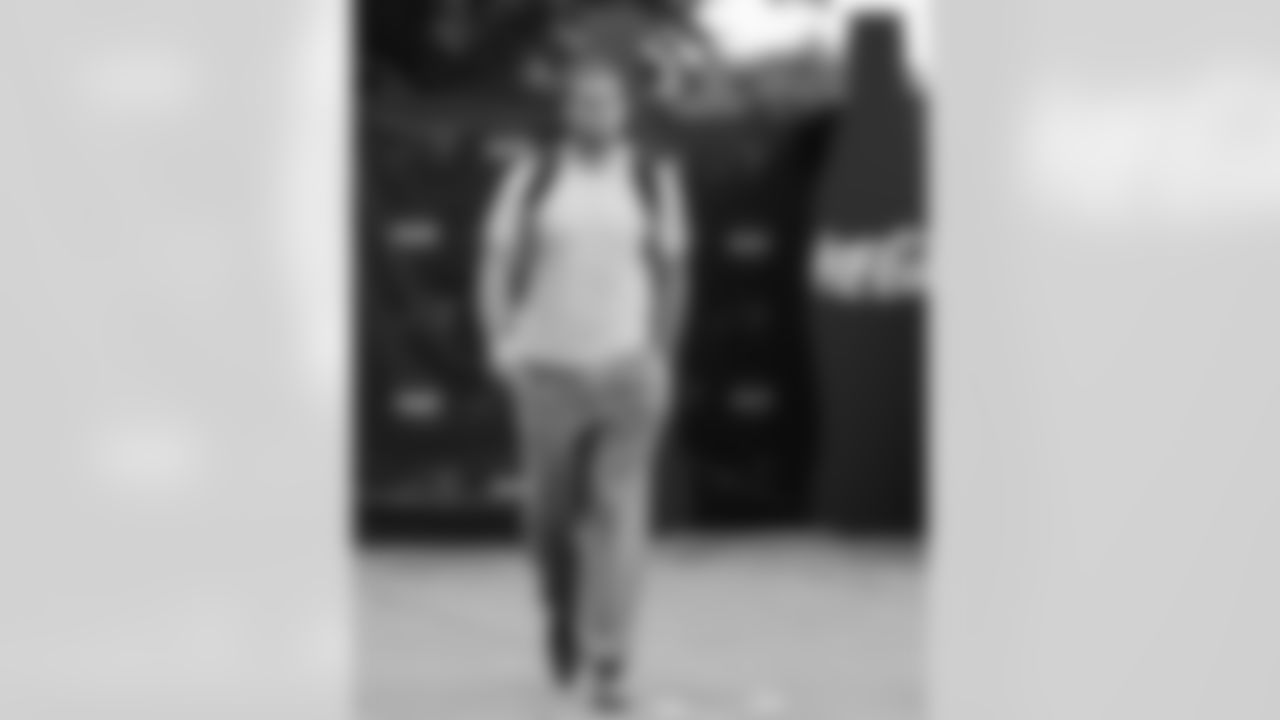 101225_DALvsCAR_AH109370