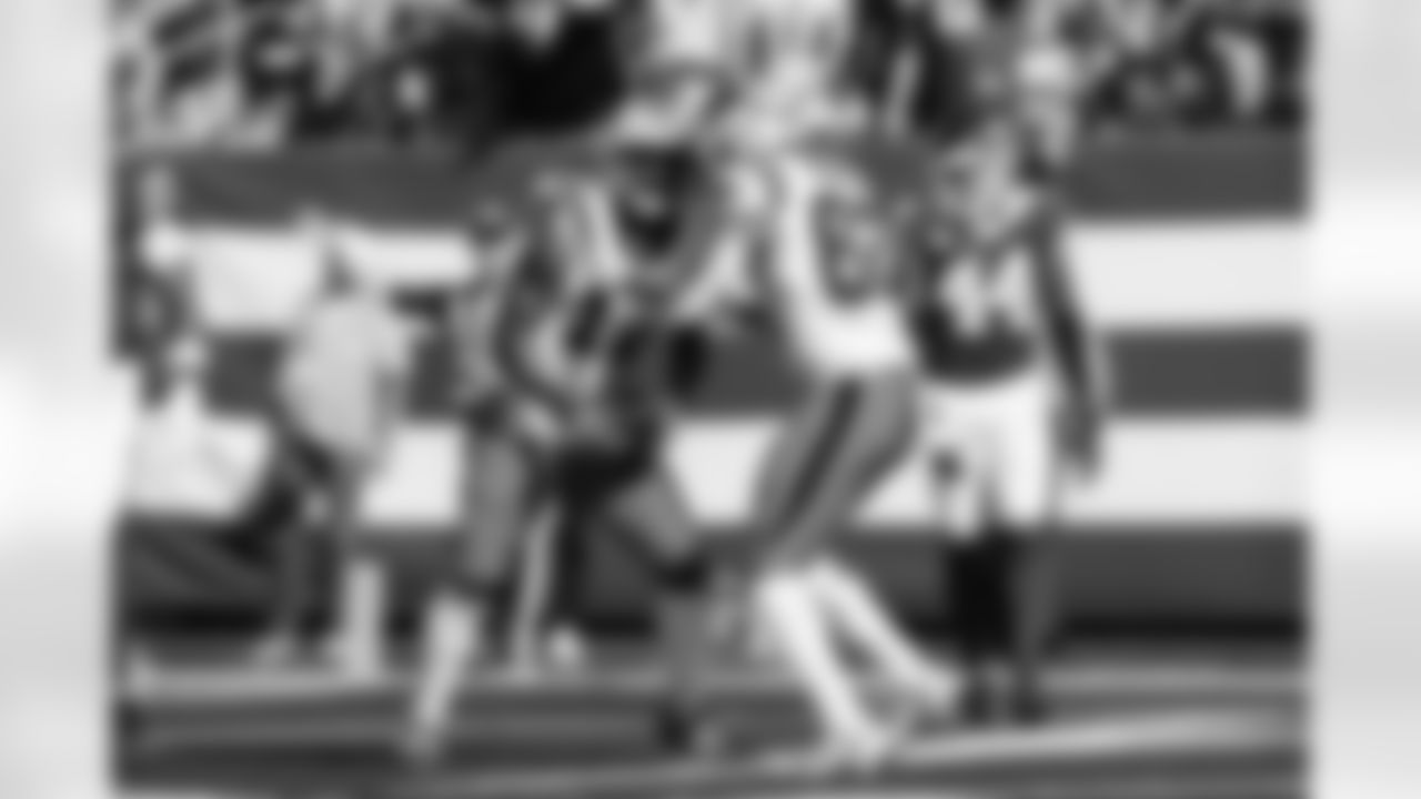 101925_CARvsNYJ_AS106098