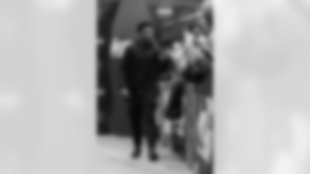101225_DALvsCAR_AH109422