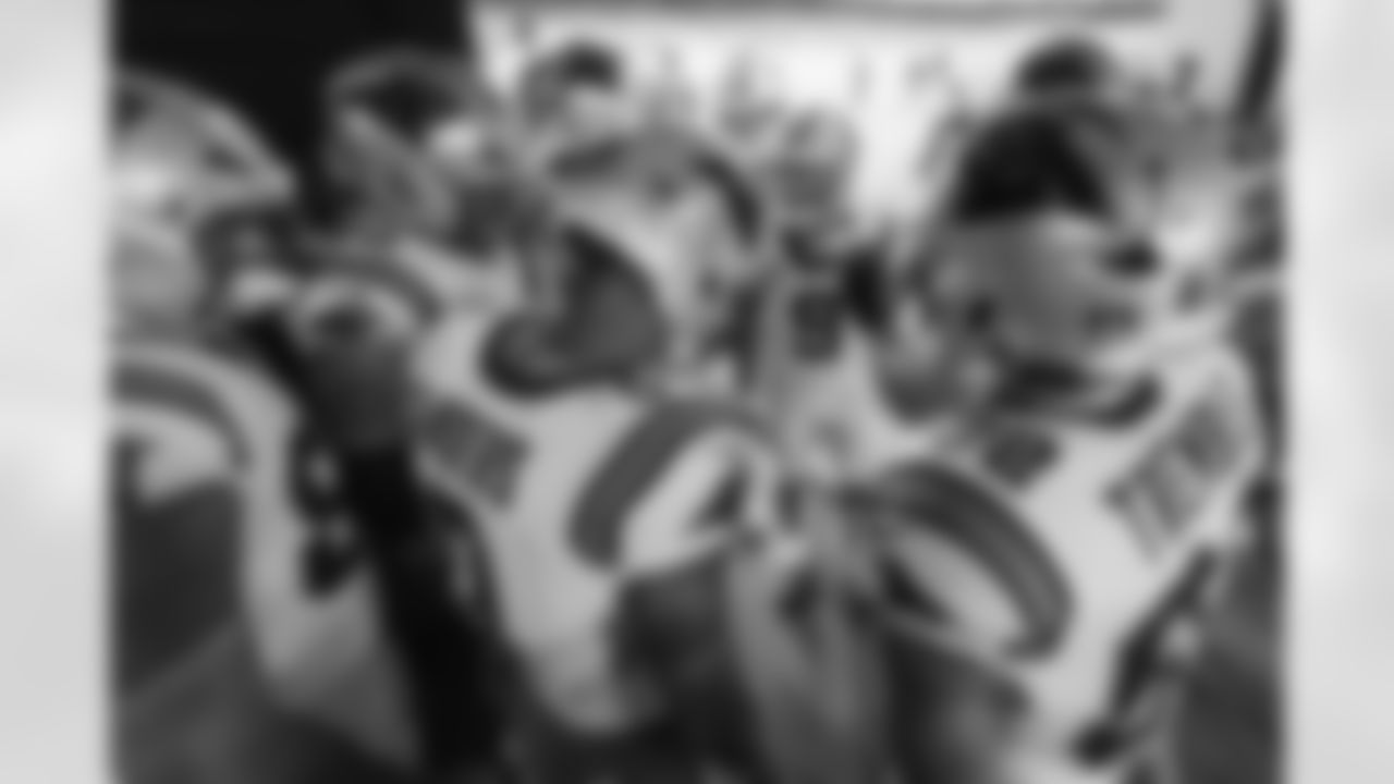 121425_CARatNO_AH201241