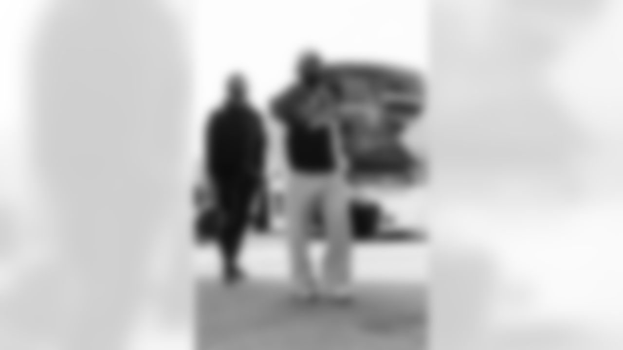 110225_CARatGB_CB205566